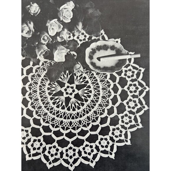 Vintage 1950's Knit Crochet Pattern DAISY RING DOILY Irish Lace - Picture 1 of 1
